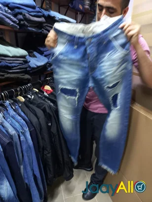 Vente de Vêtements Homme à Thiès dès 10000 FCFA - Mode & beauté