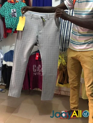 Vente de Vêtements Homme à Thiès dès 10000 FCFA - Mode & beauté