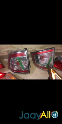 Vente de Équipements & Pièces à Dakar dès 1 FCFA - Véhicule