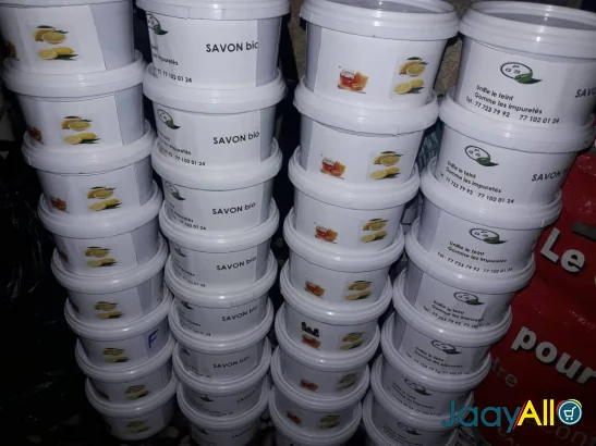 Vente de Parfums & produits cosmétiques à Dakar dès 1000 FCFA - Mode & beauté